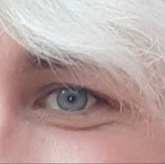 Meet your Posher, Jackie - Picture 1 of 1